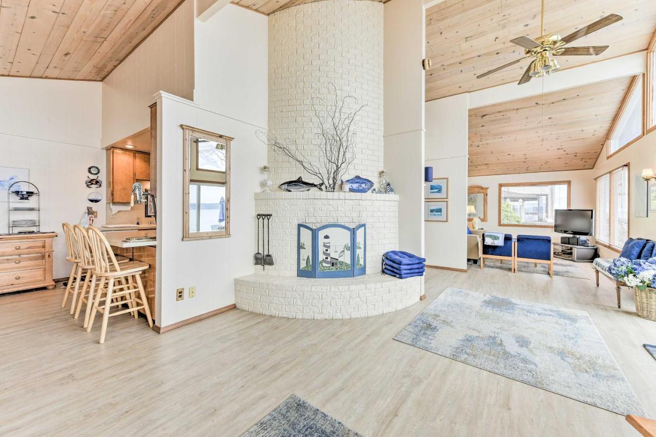 Beachfront Whidbey Island Home And Apartment! 兰里 外观 照片