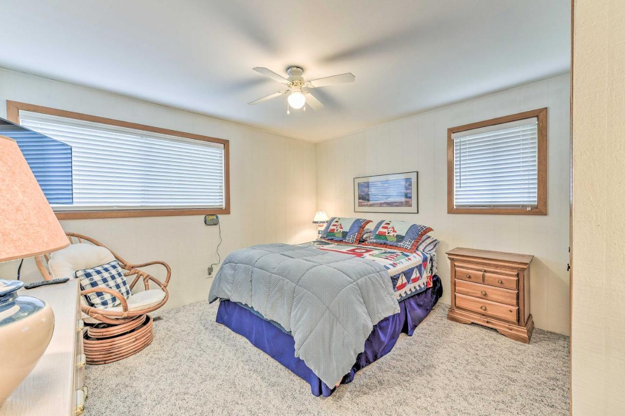Beachfront Whidbey Island Home And Apartment! 兰里 外观 照片